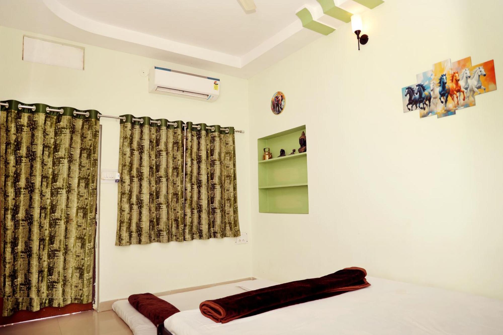 Shree Vinayak Guest House Ujjain Eksteriør bilde